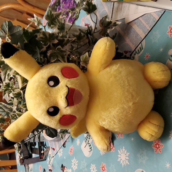 Build-A-Bear Other - Pokémon build a bear plush euc